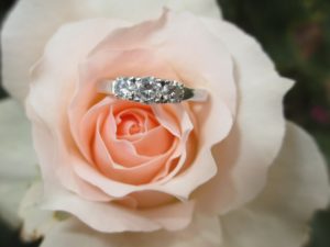 ワードプレス　ブログ　Green Ring　婚約指輪